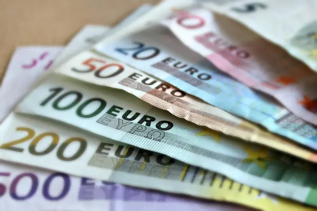 35 percent of Austrians report worse financial situation than previous year, with food prices being the biggest burden